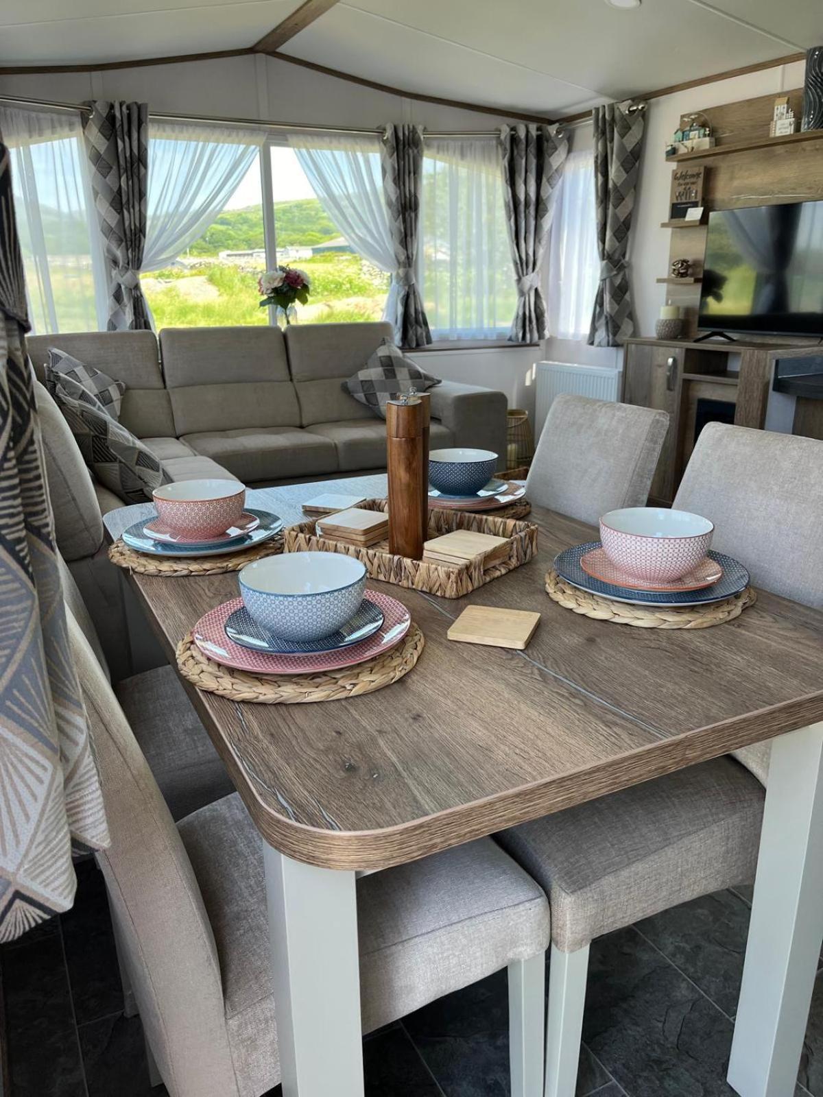 Visma Caravan Llanddwywe Exterior foto
